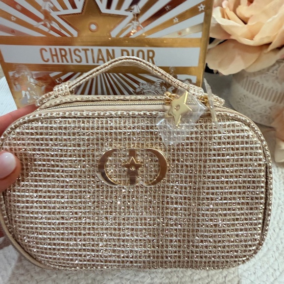 Dior 2025 Holiday GWP Cosmetic Case, Card Mirror with Dior Dust bag and GIFT BAG - Picture 2 of 16